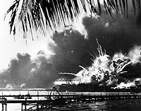 Photo # NH 86118: USS Shaw blows up during the Japanese air raid on Pearl Harbor, 7 Dec. 1941